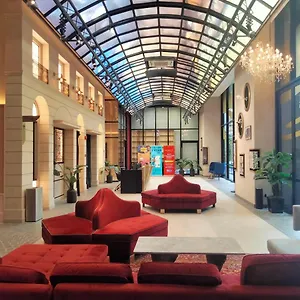 Scarletz Klcc I Homebrickz , Куала-Лумпур Малайзия